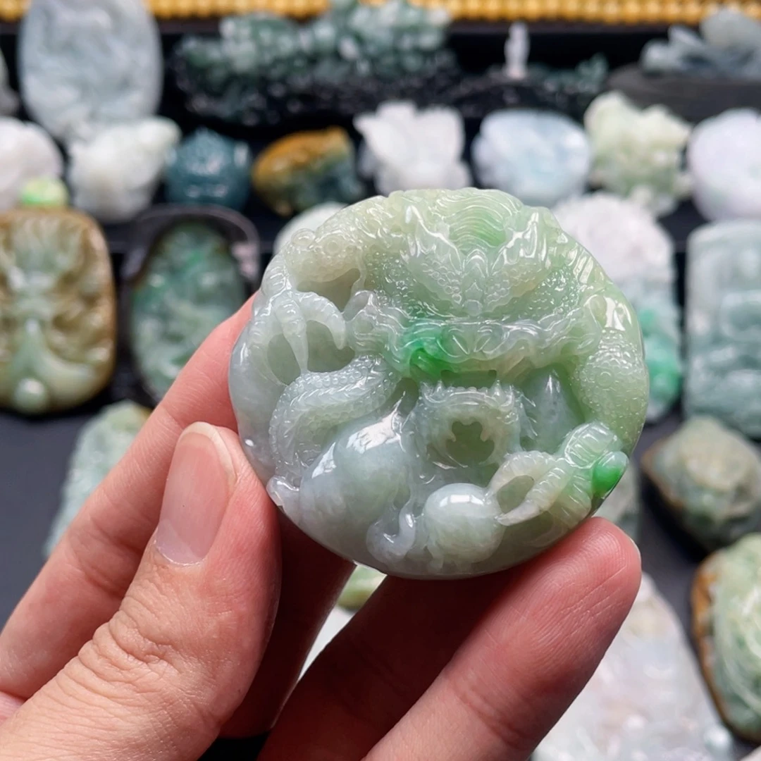 颈饰未镶嵌翡翠滨翡翠