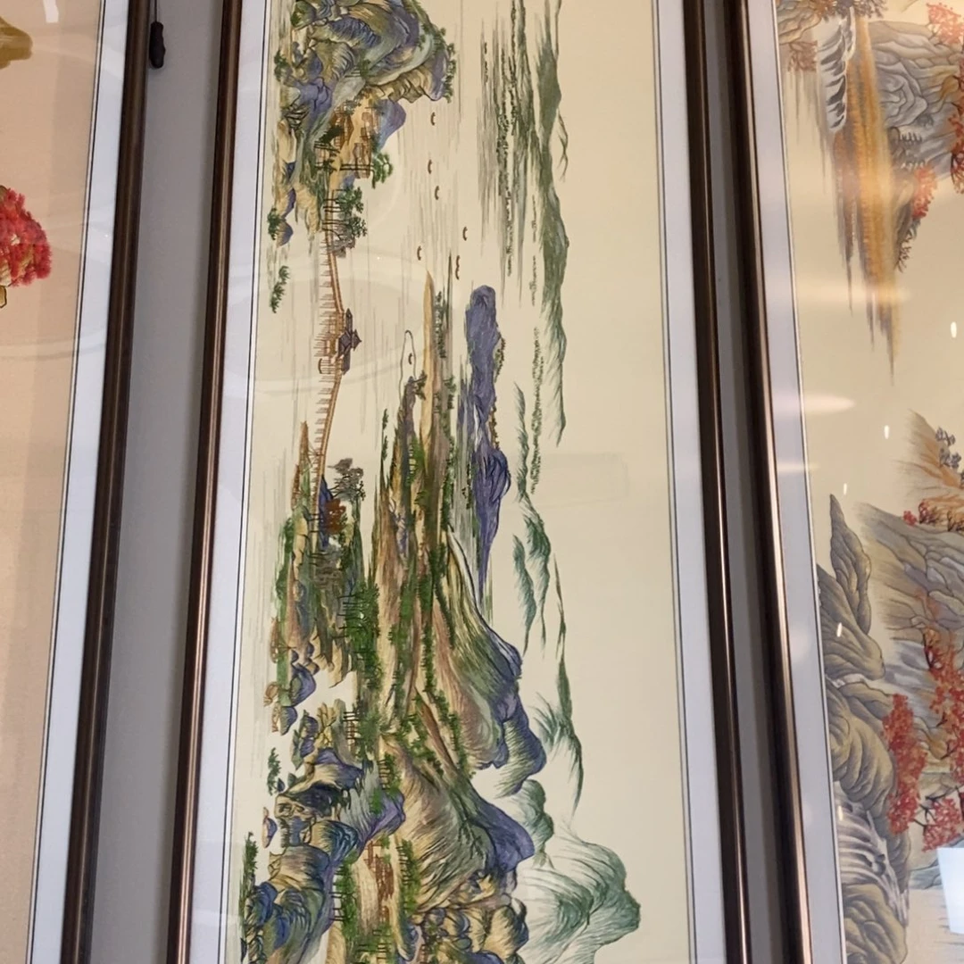 横款浅白色满绣千里江山实木电镀