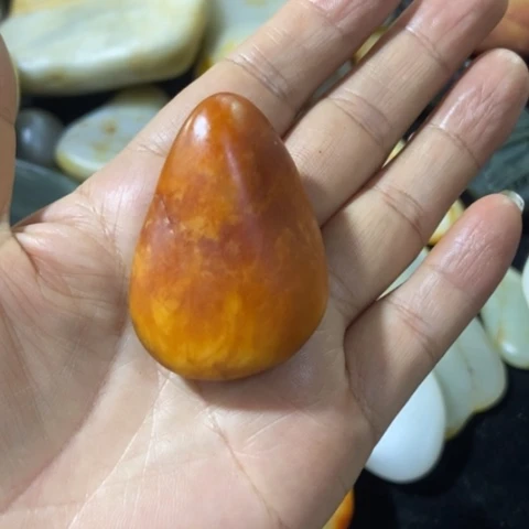 和田玉（糖玉）未镶嵌车挂