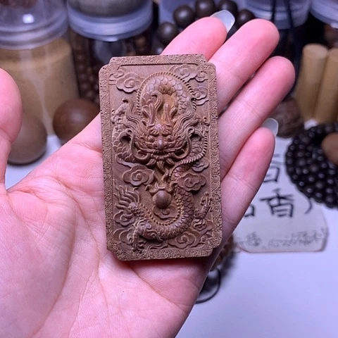 檀香木吊坠老山檀香老料精工龙无事牌