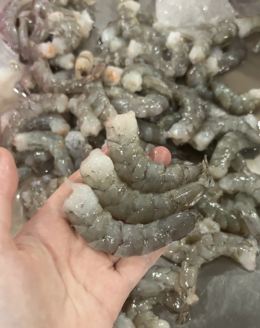 新鲜无冰虾仁去虾线虾仁真空包装冷冻虾仁每包净重150克