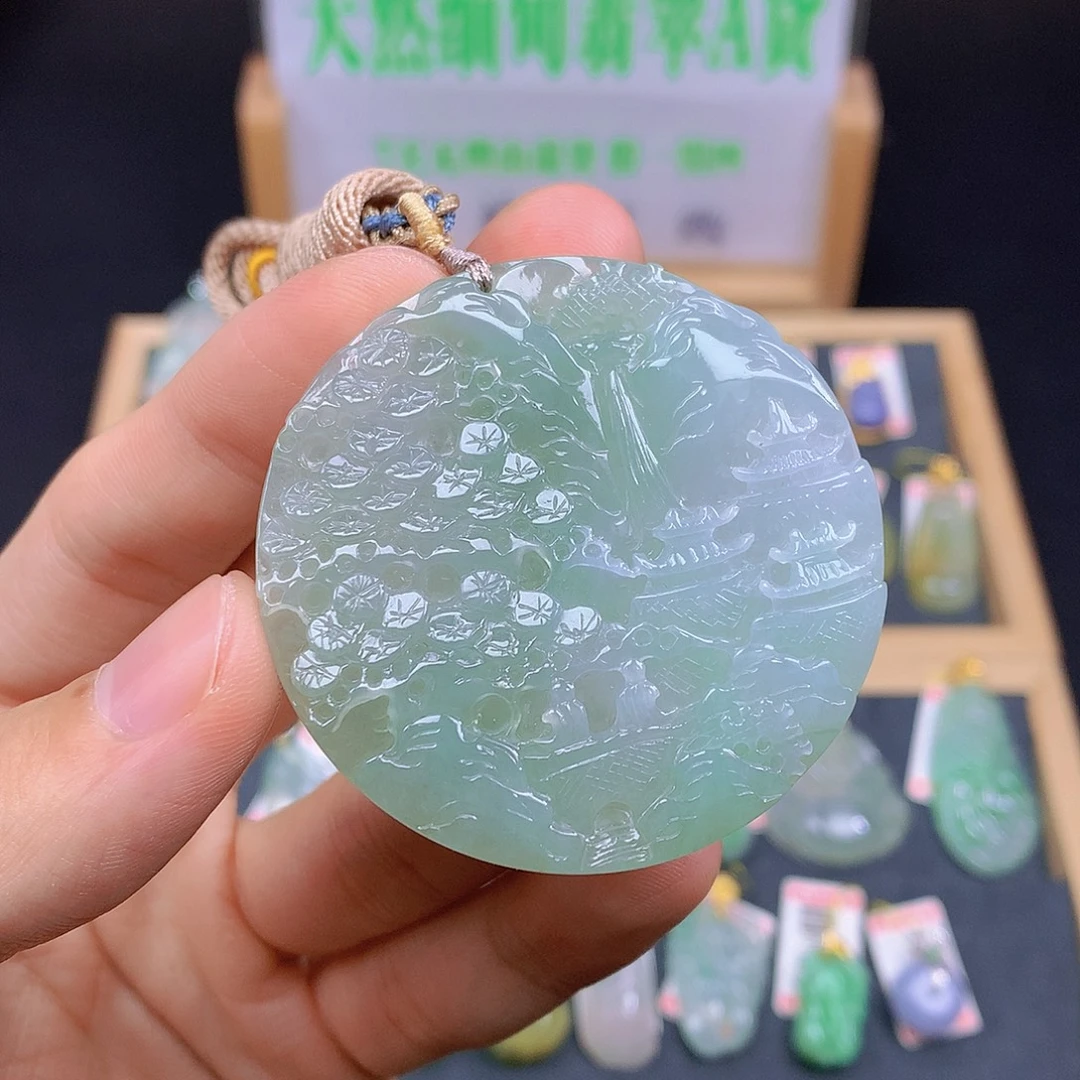 翡翠未镶嵌颈饰翡翠