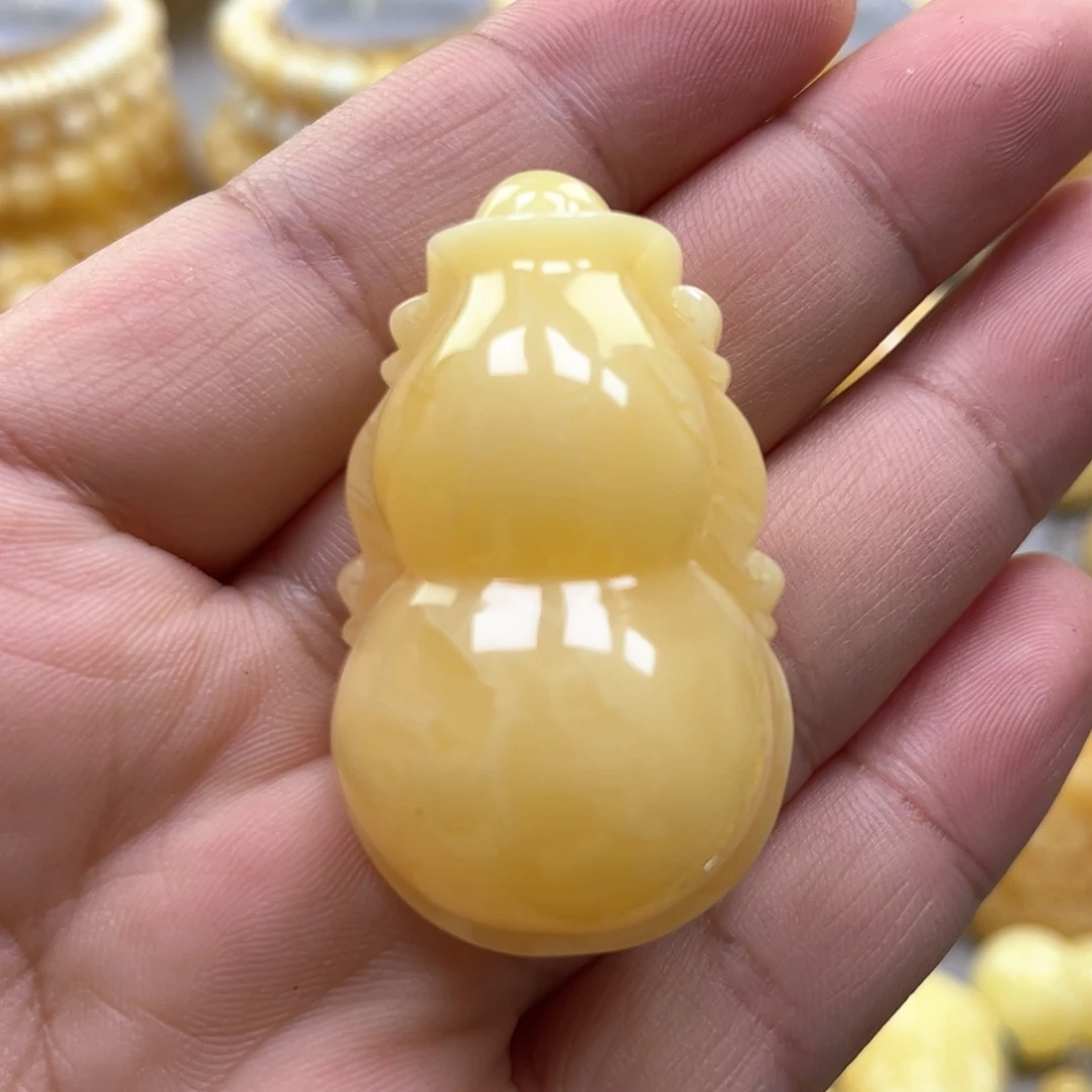 琥珀颈饰未镶嵌吊坠