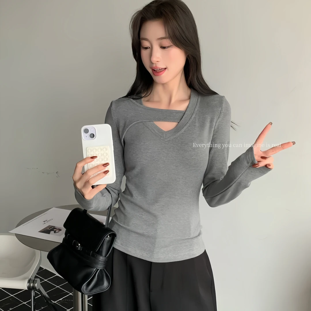 2025秋冬新款加绒磨毛T恤V领高级感镂空百搭内搭打底衫