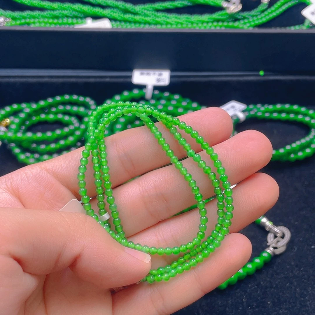 翡翠未镶嵌颈饰