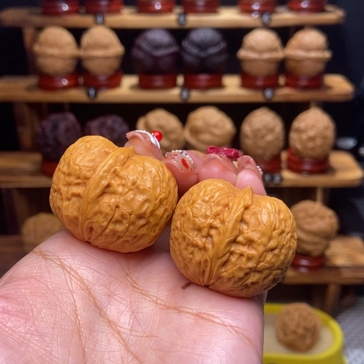 文玩核桃吊坠金印2