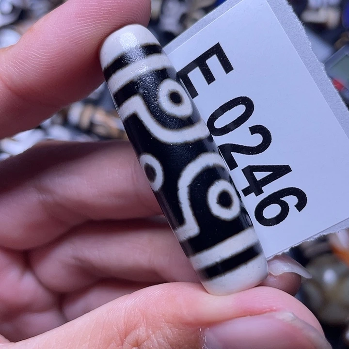 玛瑙/玉髓颈饰未镶嵌有坑