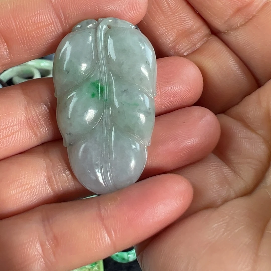 翡翠未镶嵌手镯天然翡翠叶子