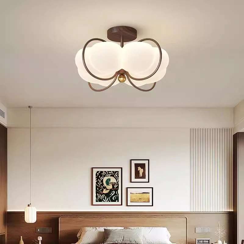 法式复古卧室吸顶灯简约现代胡桃木色中古护眼灯全光谱书房吊灯