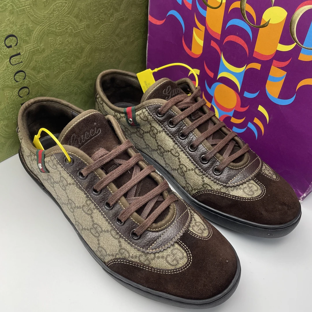 95新 GUCCI/古驰 40欧码/经典时尚棕色麂皮低帮休闲德训板鞋