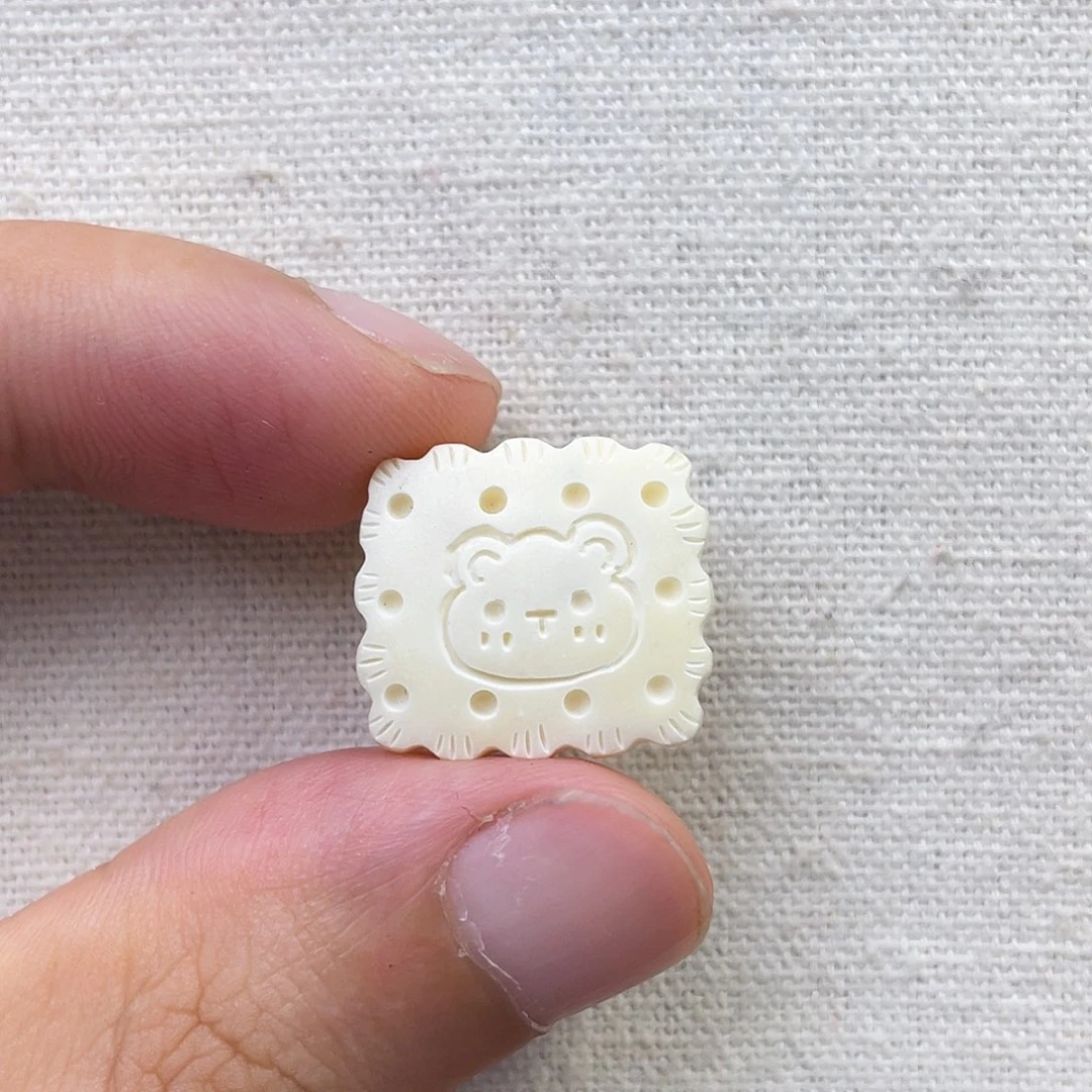 琥珀未镶嵌珠宝奇石新货