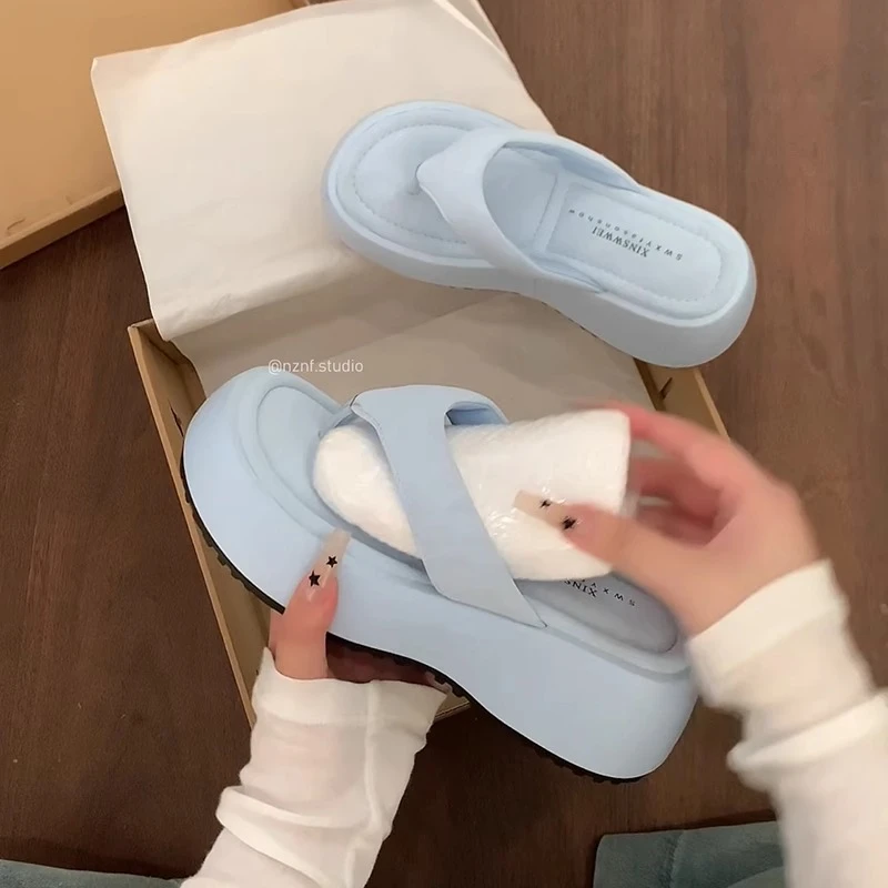 爆款网红蓝色复古厚底人字拖鞋女款夏外穿2025新款高级感软底凉拖