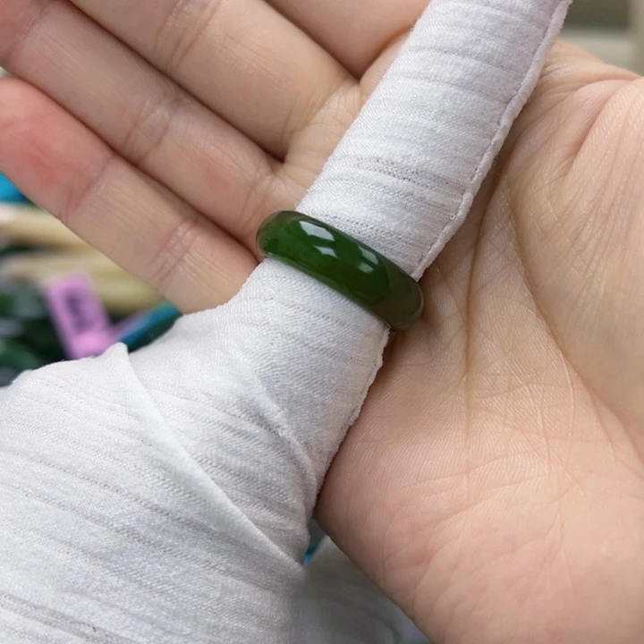 和田玉未镶嵌戒指19.4