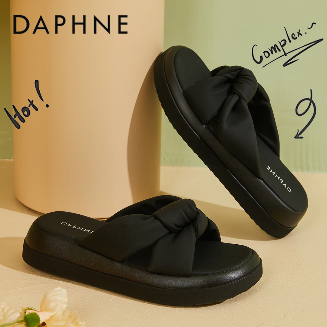 达芙妮黑色蝴蝶结厚底拖鞋女2025夏季爆款外穿防滑踩屎感一字拖鞋