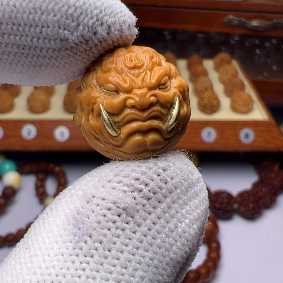 猴头核桃把件精工双獠牙17➕18左右