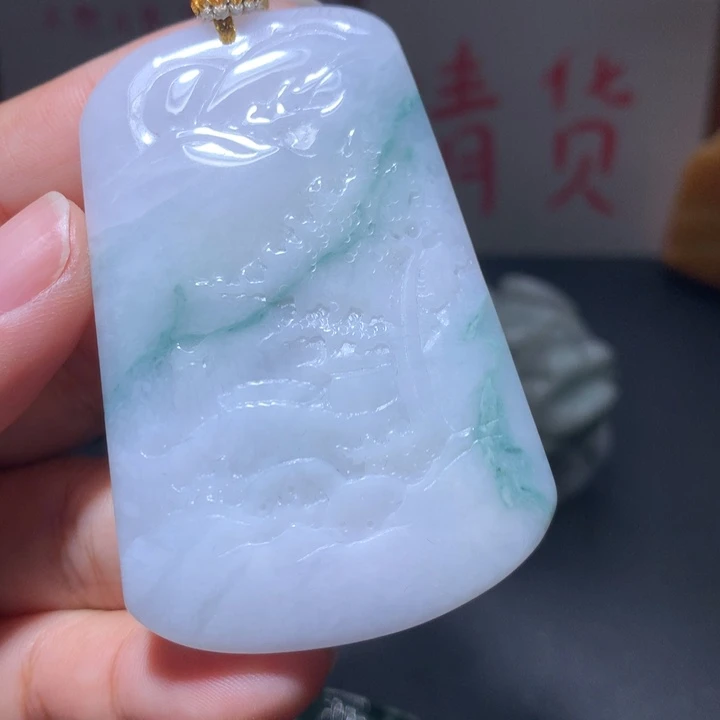 翡翠未镶嵌颈饰保真天然A货翡翠