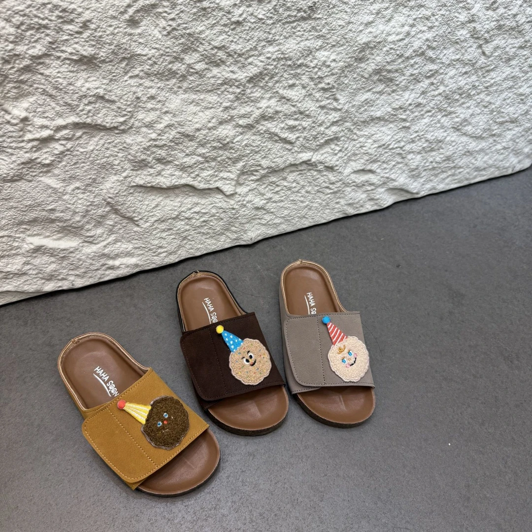 韩版童鞋2025夏季儿童可爱卡通魔术贴一字拖外穿沙滩软底网红拖鞋