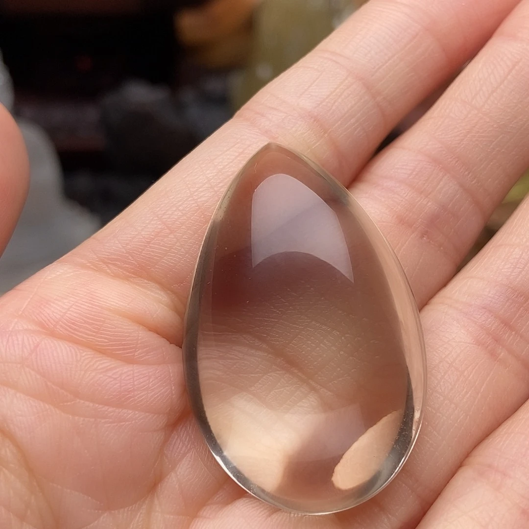 未镶嵌颈饰水晶吊坠