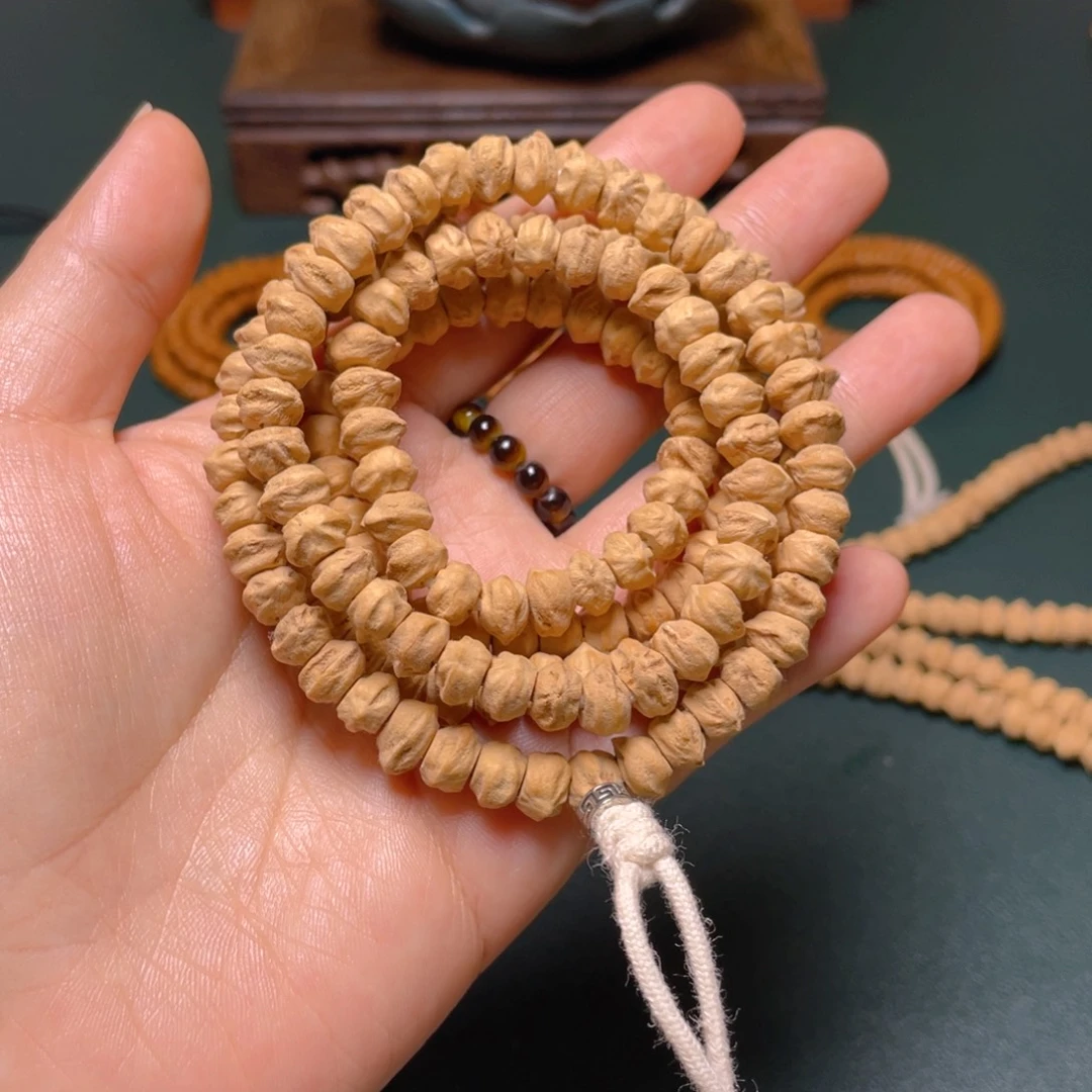 吊坠柏香籽/百香籽热振飞碟