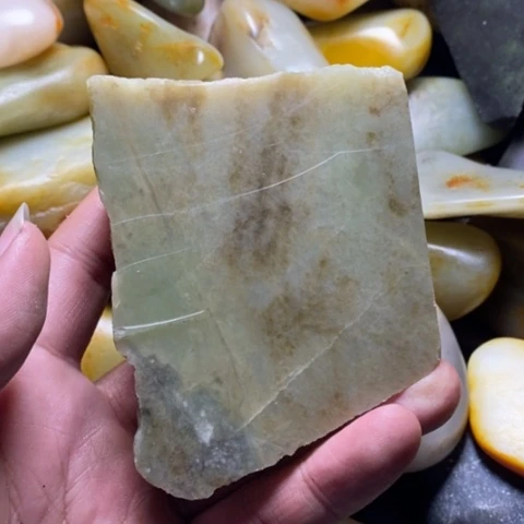 未镶嵌和田玉（糖玉）挂件