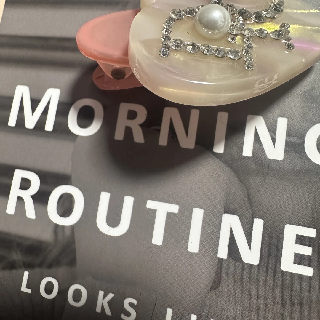 C071粉色爱心告告字母边夹