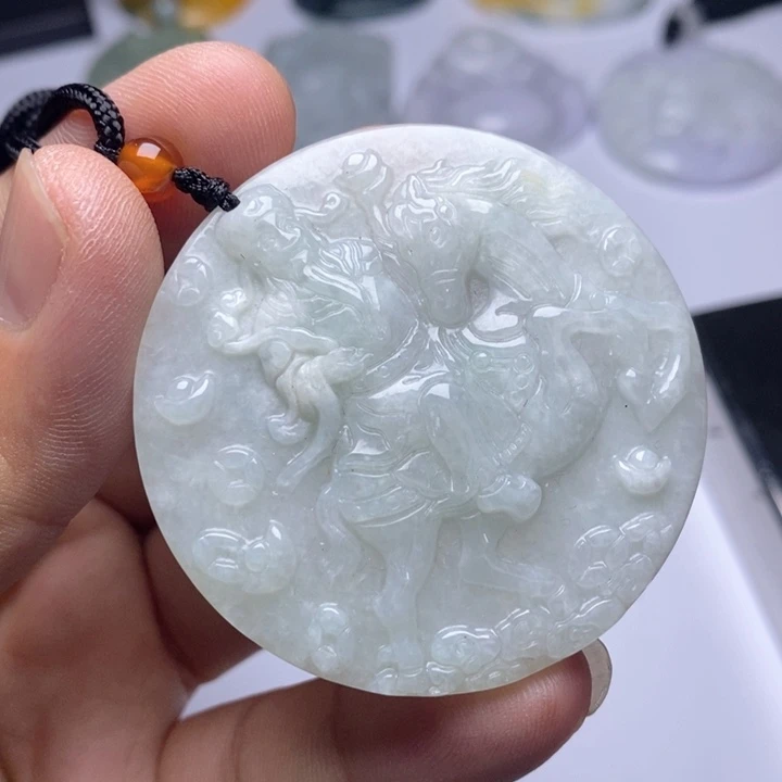 颈饰未镶嵌翡翠翡翠