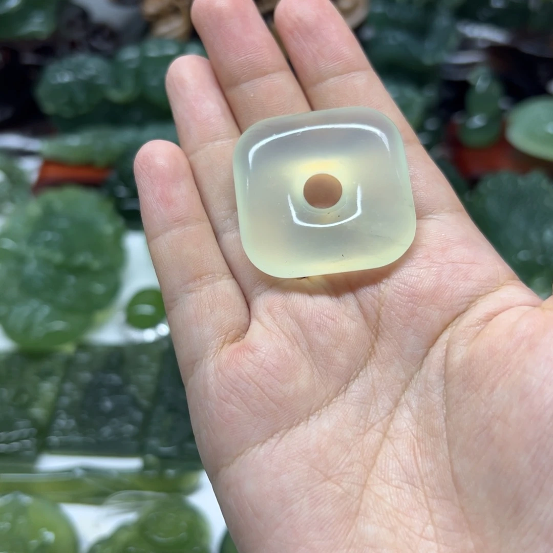 岫玉未镶嵌挂件挂件