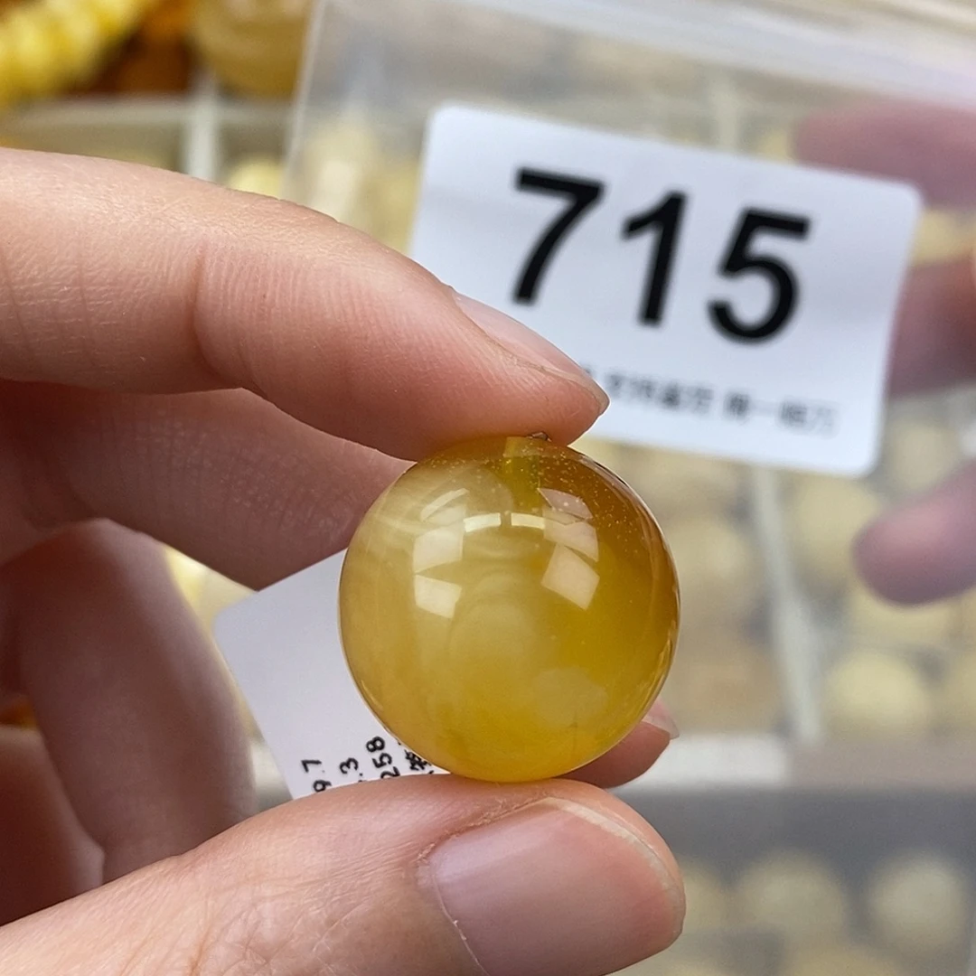 蜜蜡未镶嵌珠宝奇石19.7