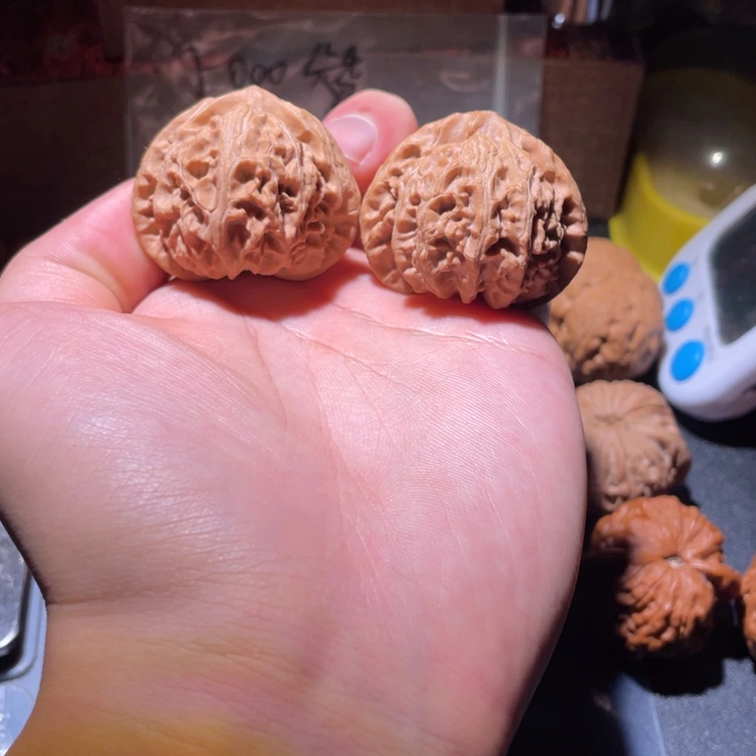 文玩核桃吊坠桃心宫灯