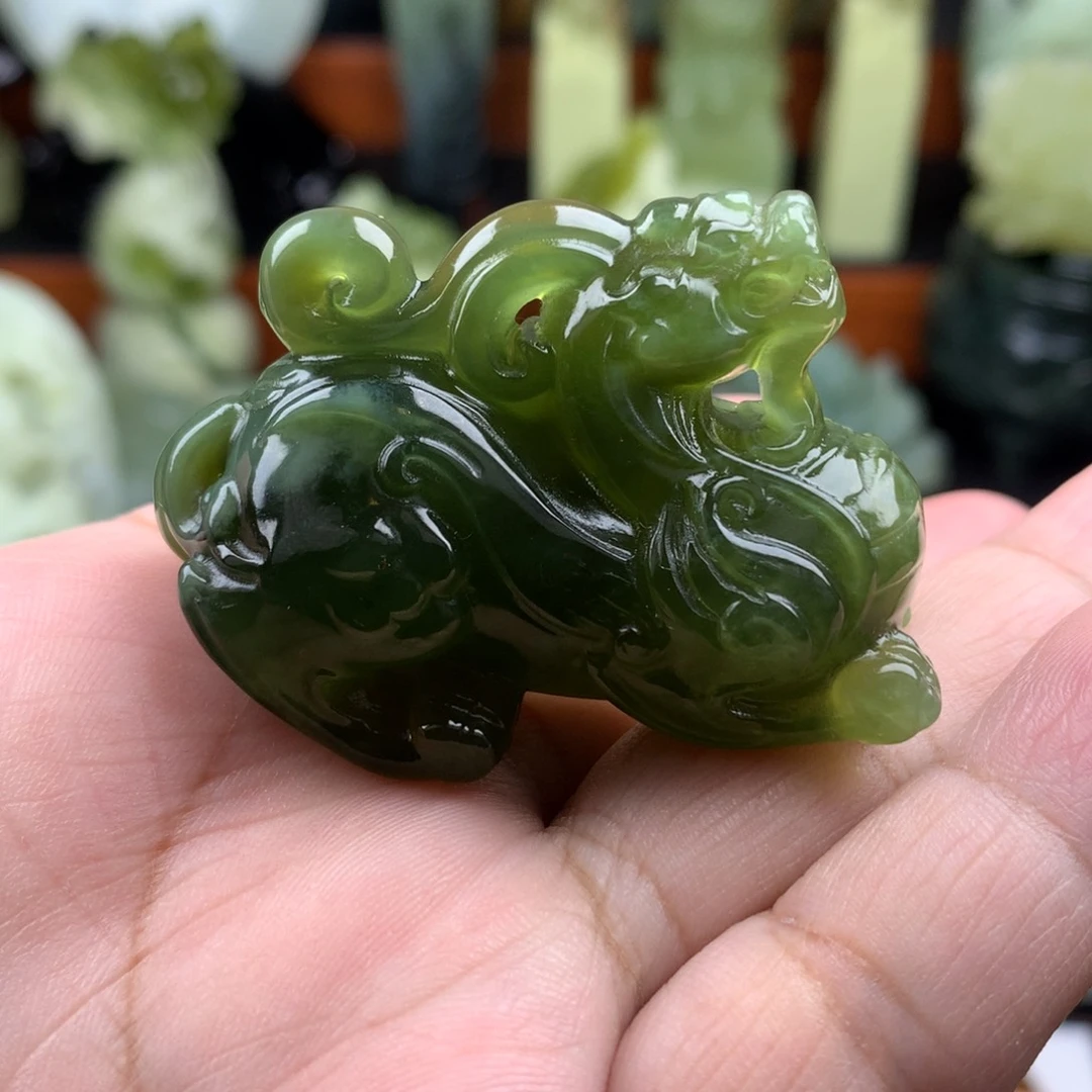 岫玉手把件未镶嵌