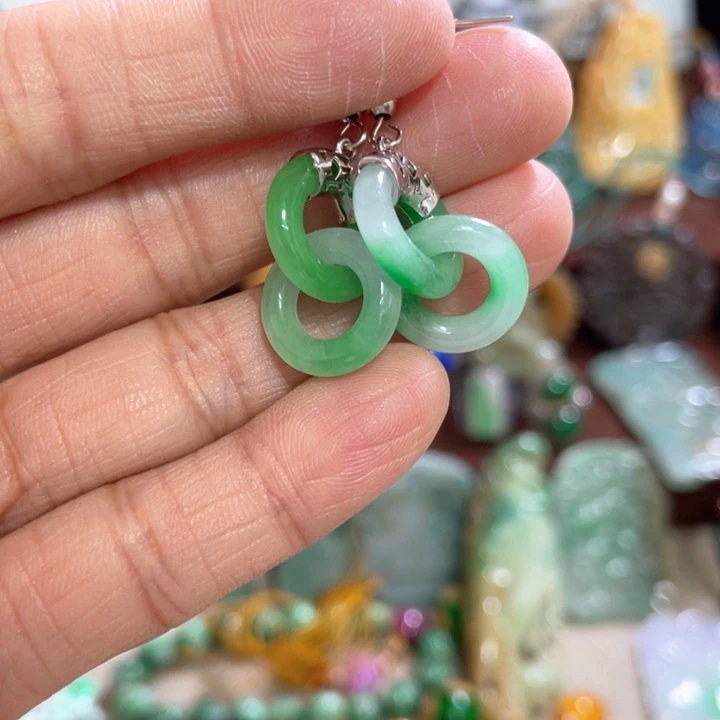 翡翠耳饰未镶嵌L**u漂亮8888888888