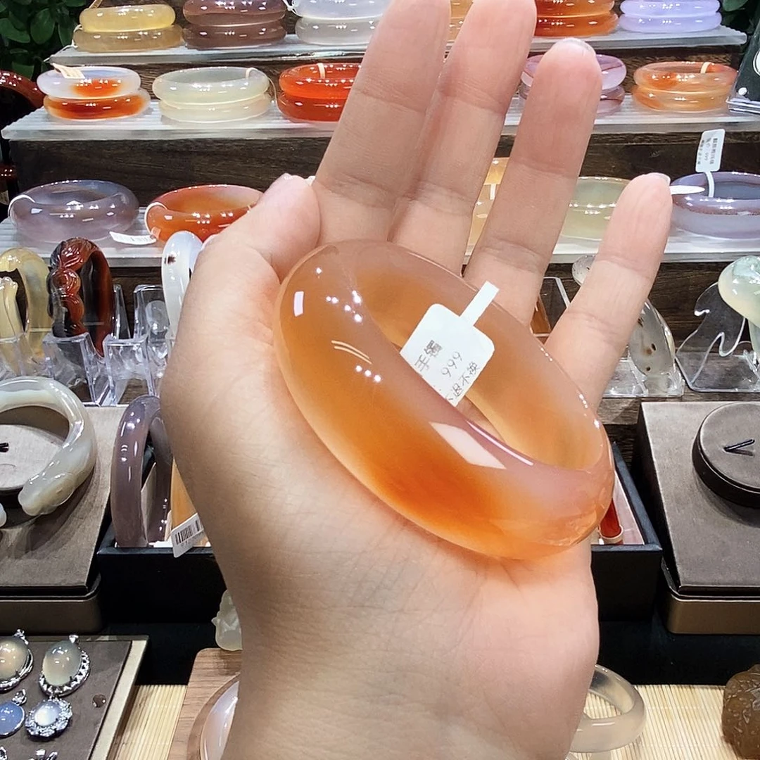 9***.玛瑙/玉髓手镯未镶嵌