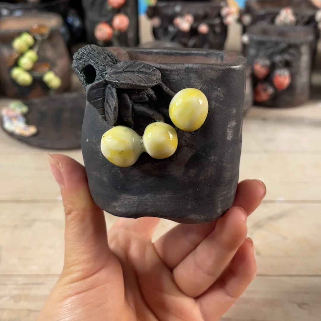 一个人在外面玩吗你