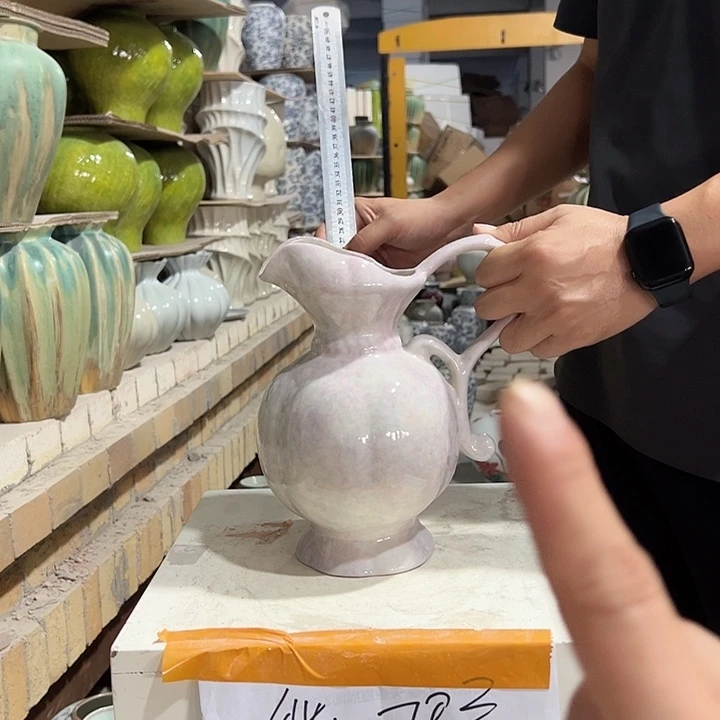 景德镇陶瓷花瓶微瑕品介意勿拍
