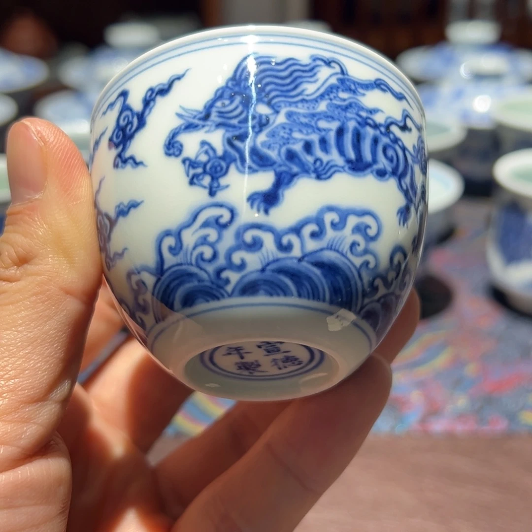 杯青花海水象形龙小缸杯口径约6.5厘米