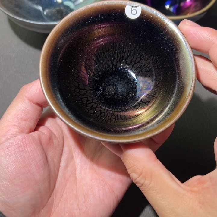 茶盏好吧那我们去找地方