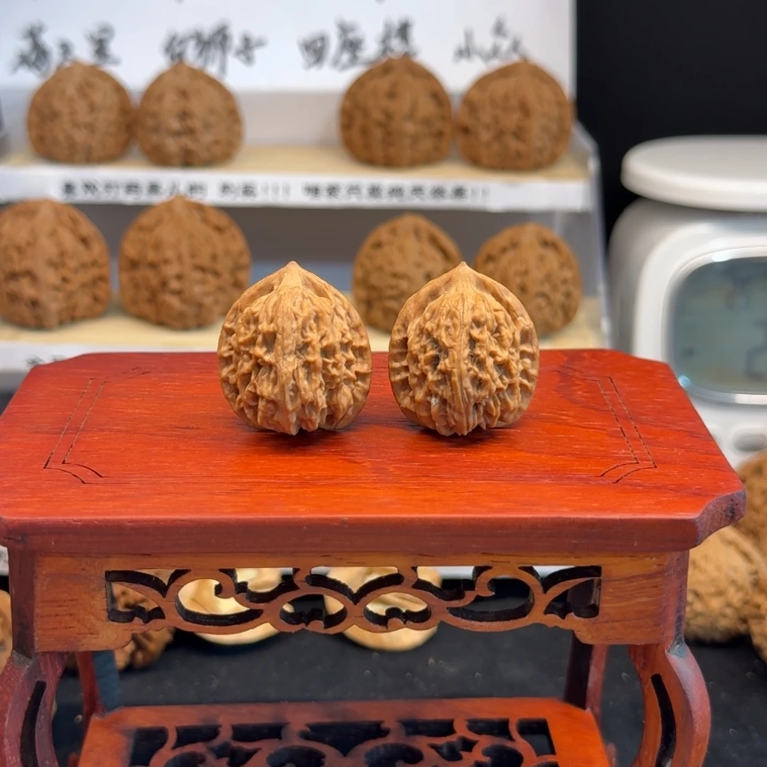 小***〆文玩核桃把件27尺京公子（原生态）