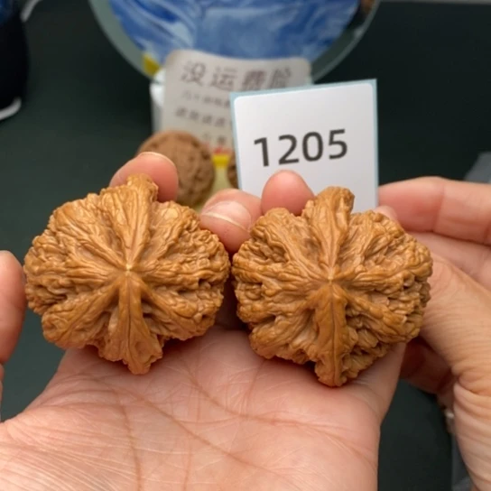 文玩核桃把件飞*46大粗筋1205