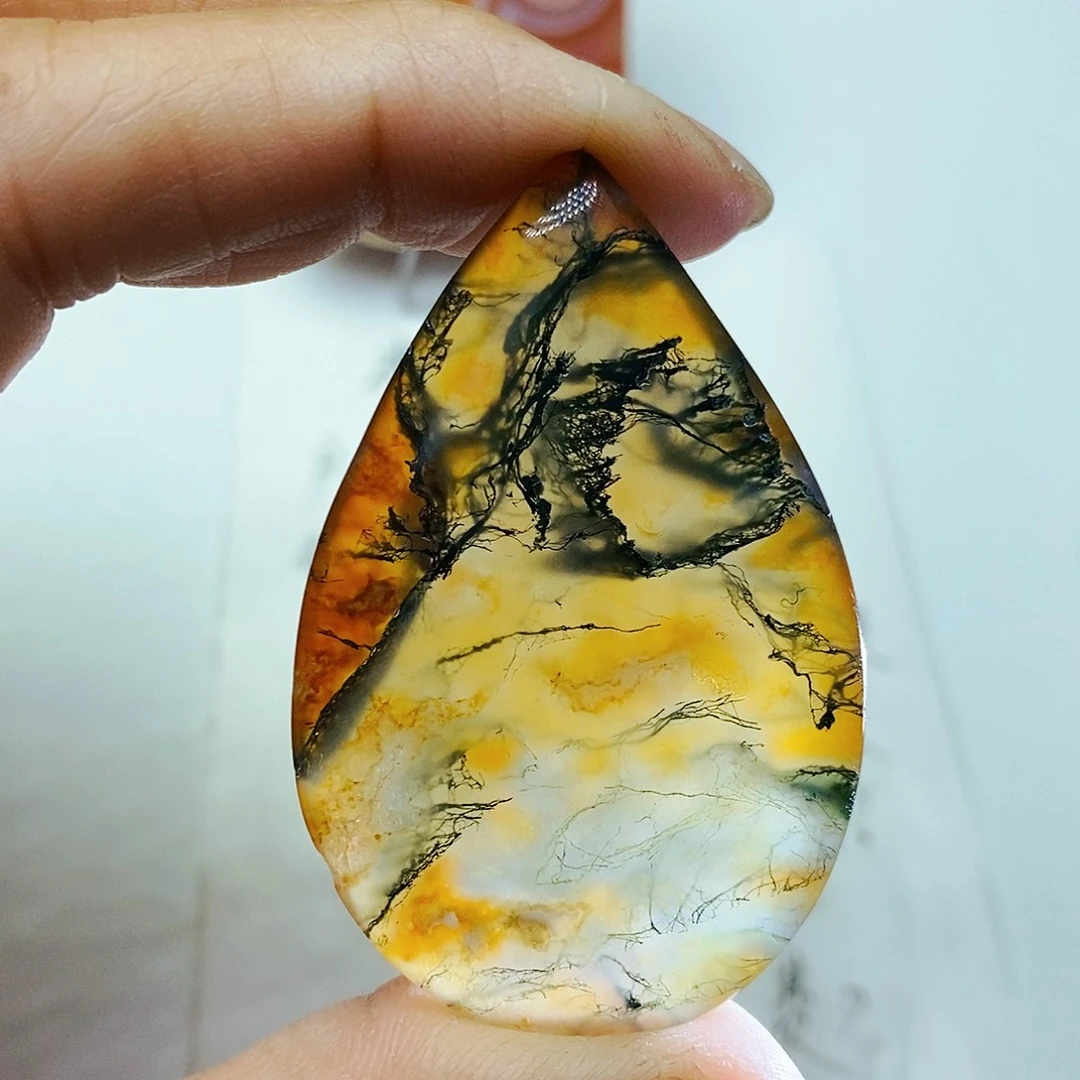 玛瑙/玉髓颈饰未镶嵌c****d