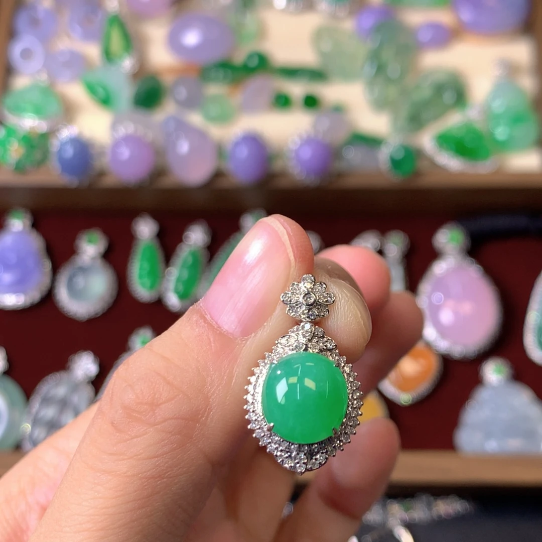 翡翠18K金镶嵌吊坠(不含链)