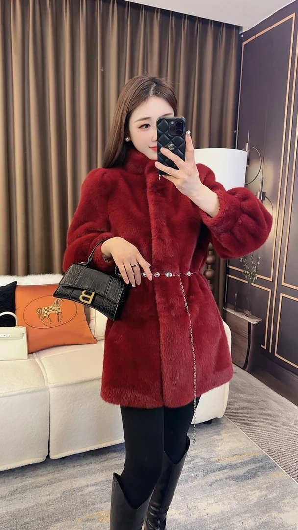 新款中长款立领轻奢气质皮毛一体时尚外套（不含腰带）