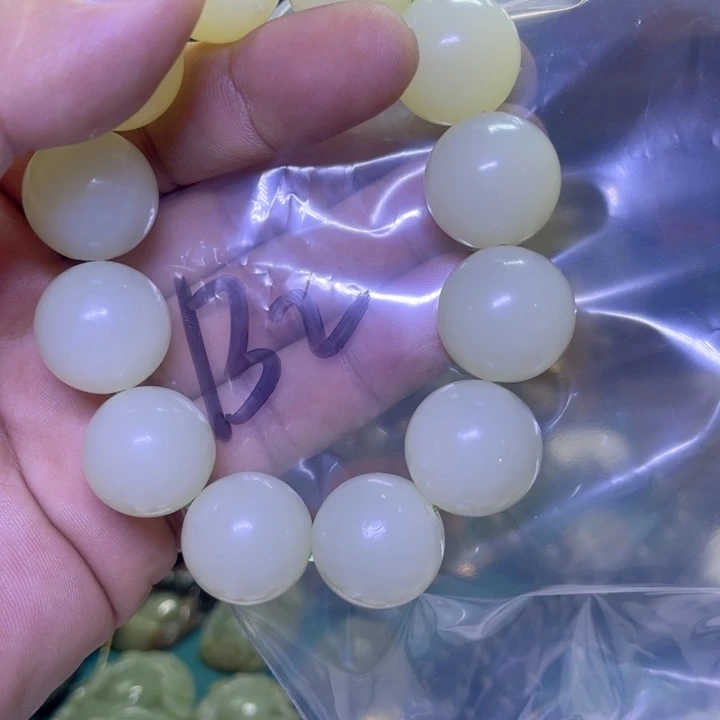 蛇纹石玉未镶嵌项链忍*