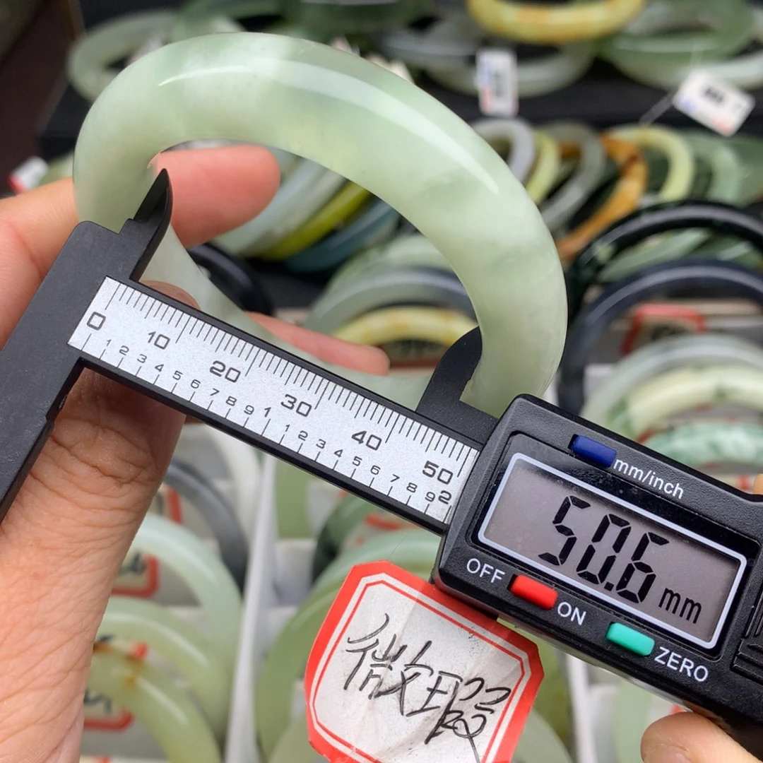 未镶嵌蛇纹石玉手镯953