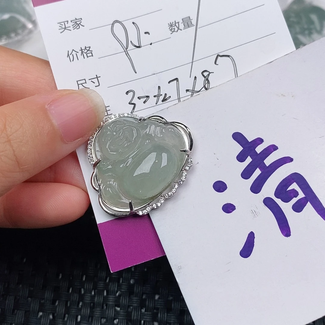 颈饰银S925镶嵌翡翠