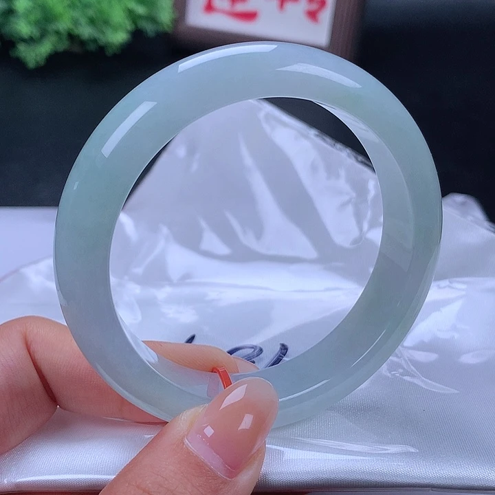 未镶嵌手镯翡翠184