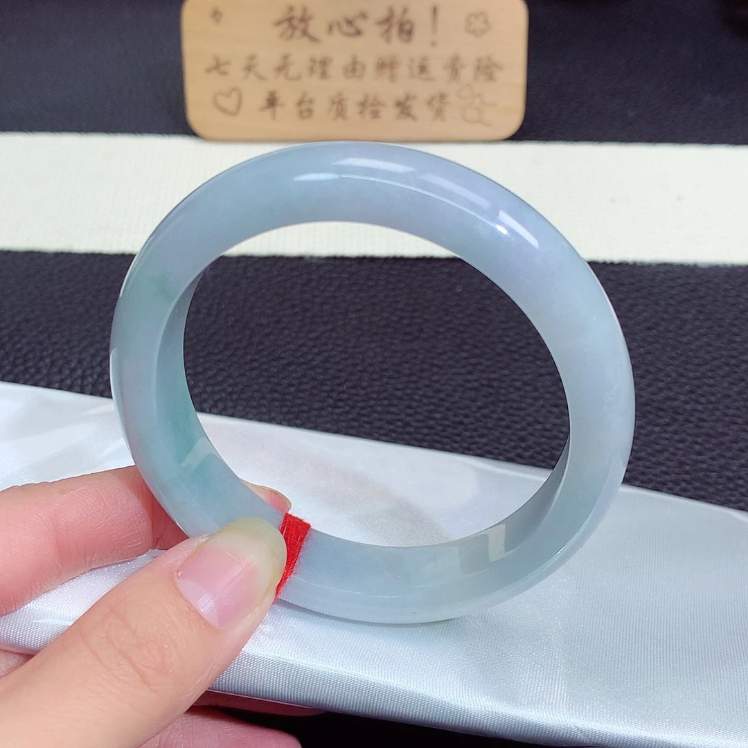 翡翠未镶嵌手镯4013
