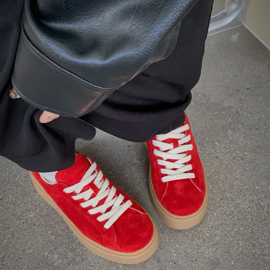 G522-2 SGIRL TWTW 2025年春款磨砂皮厚底大红色圆头系带松糕鞋板