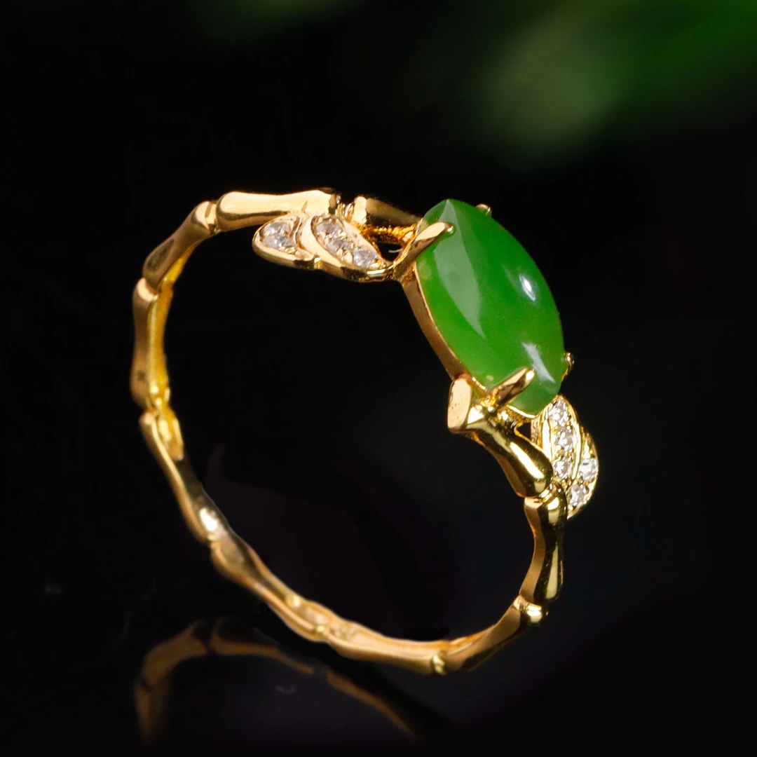 白玉世家竹韵清风/18K金碧玉阳绿戒指