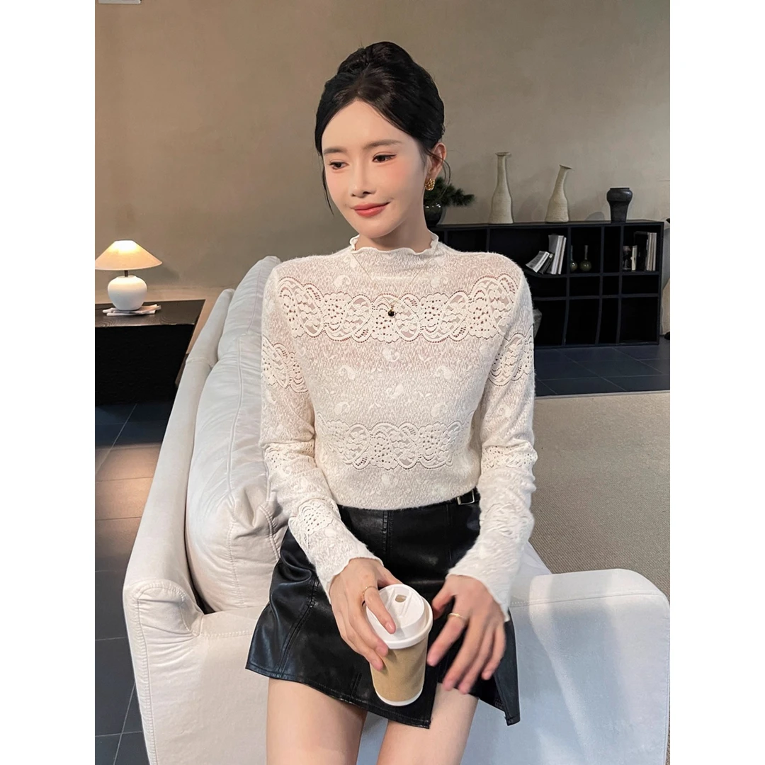 半高领米白色打底衫女2025新款秋季优雅蕾丝钩花长袖针织内搭上衣