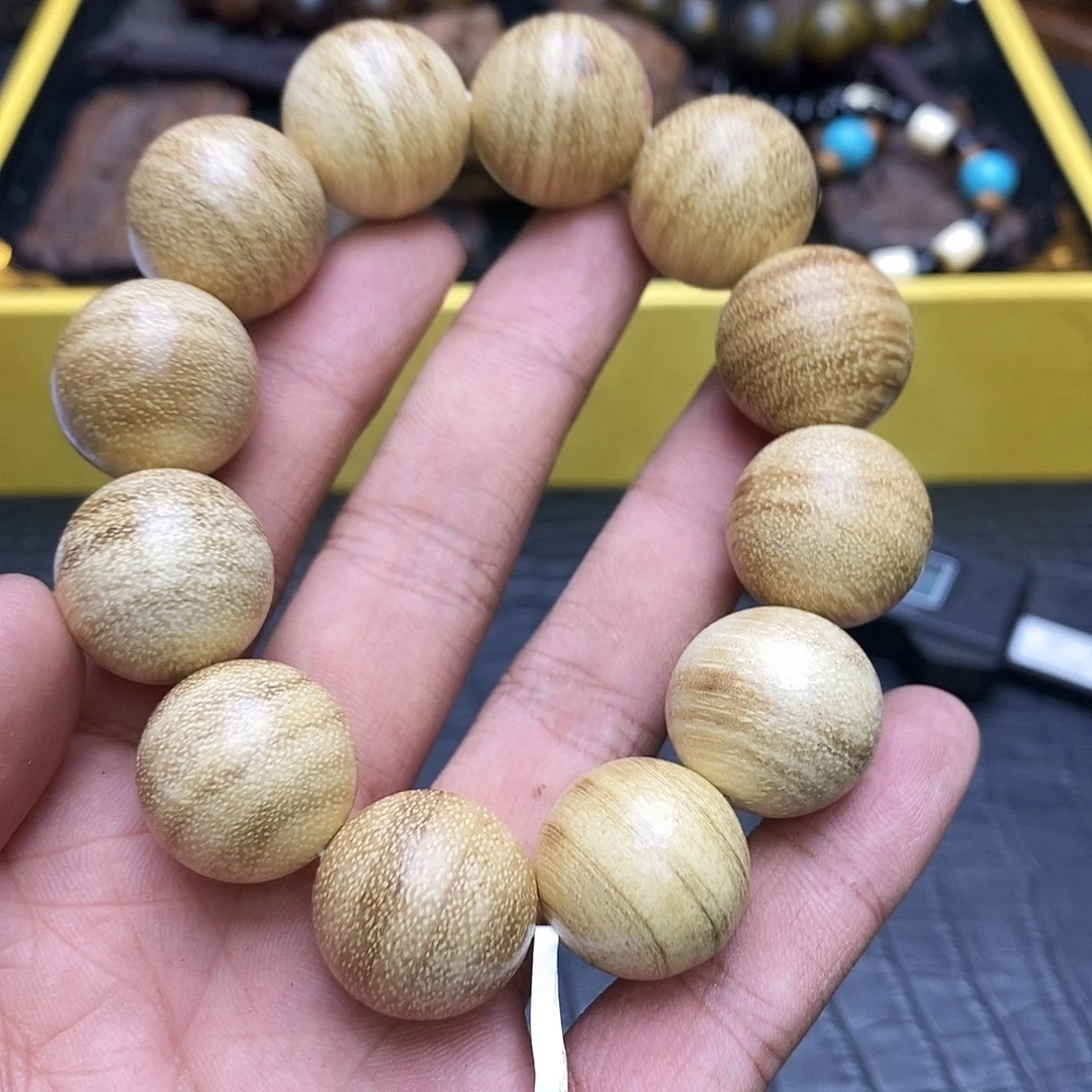 沉香碎屑沉香贡木